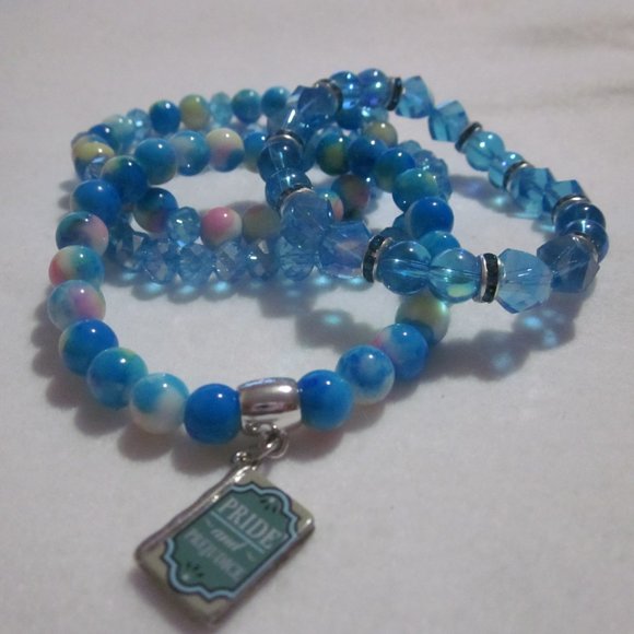 Multi Blue Book Charm Bracelet Set. - Picture 5 of 6